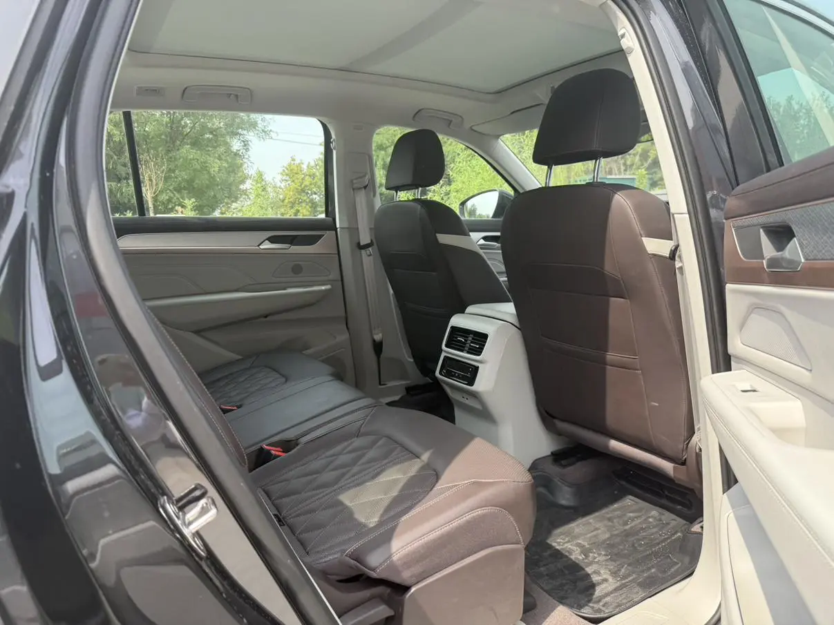 Volkswagen 2023 380TSI 4WD R-Line