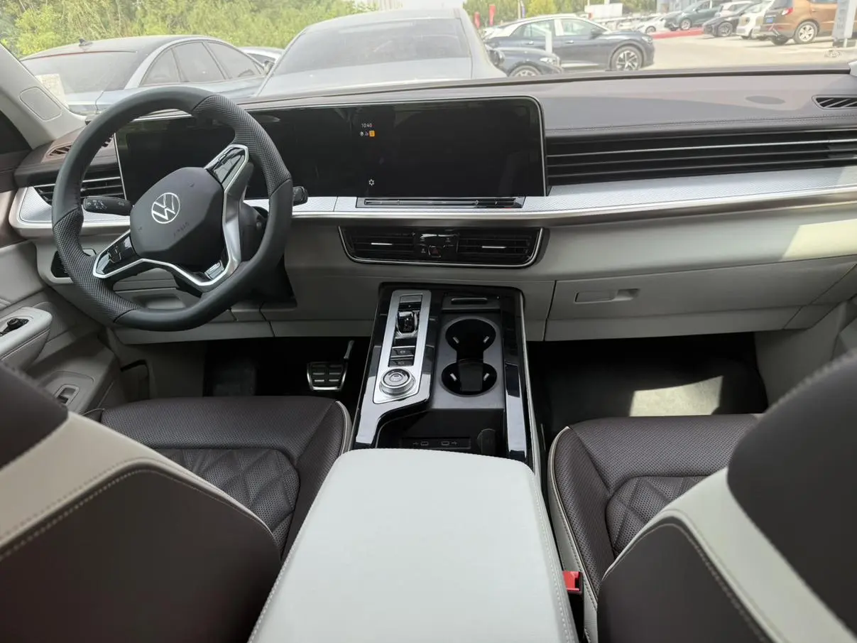 Volkswagen 2023 380TSI 4WD R-Line