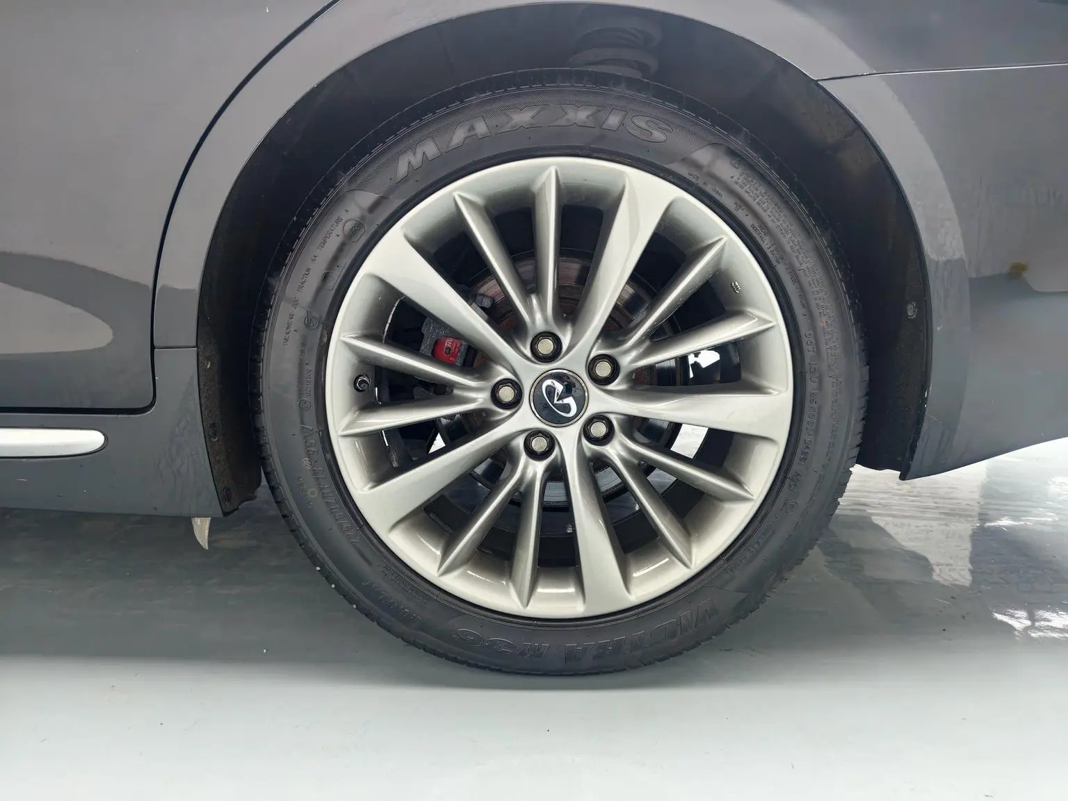 Infiniti Q50L 2018 2.0T China VI