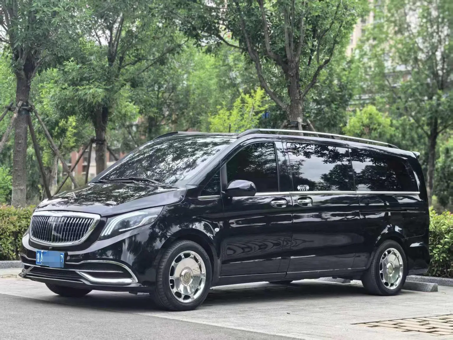 Mercedes-Benz 2023 2.0T Business 7 seat