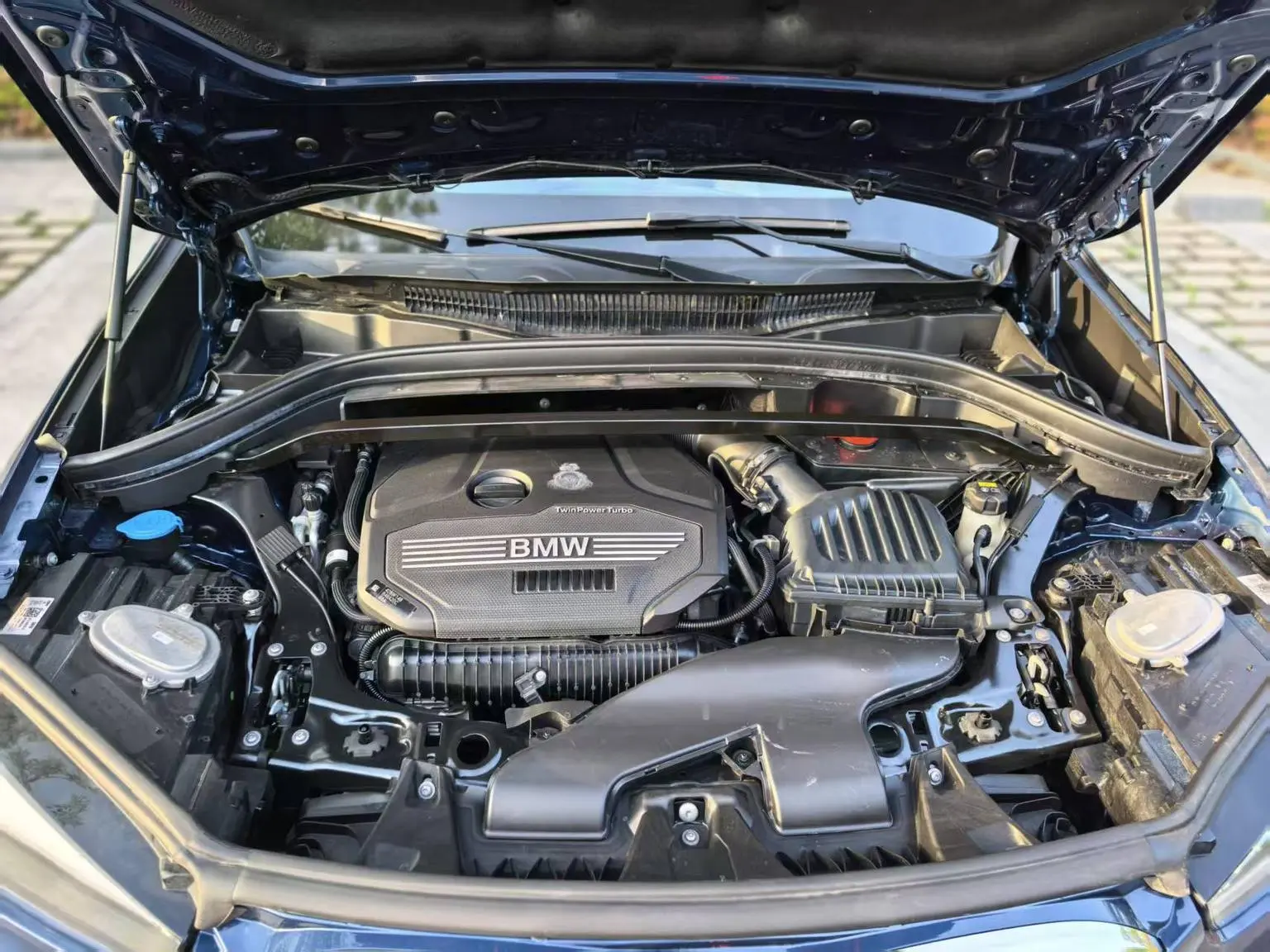 BMW X1 2021 sDrive25Li Leading
