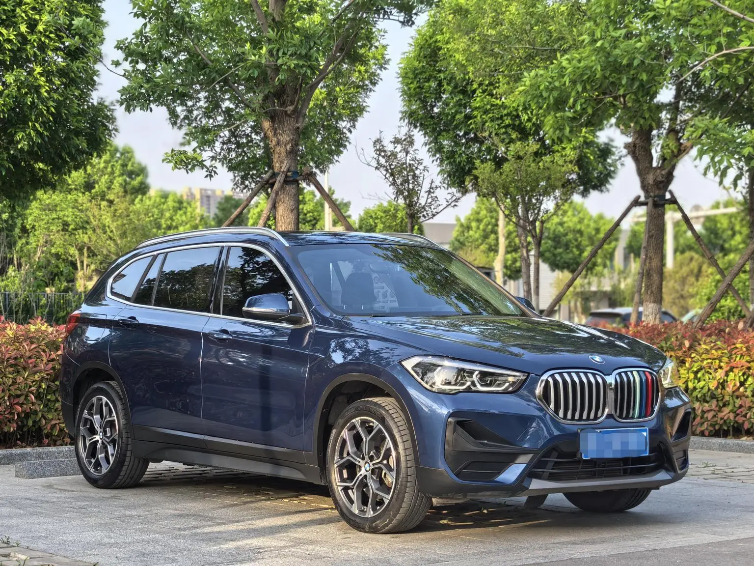 BMW X1 2021 sDrive25Li Leading