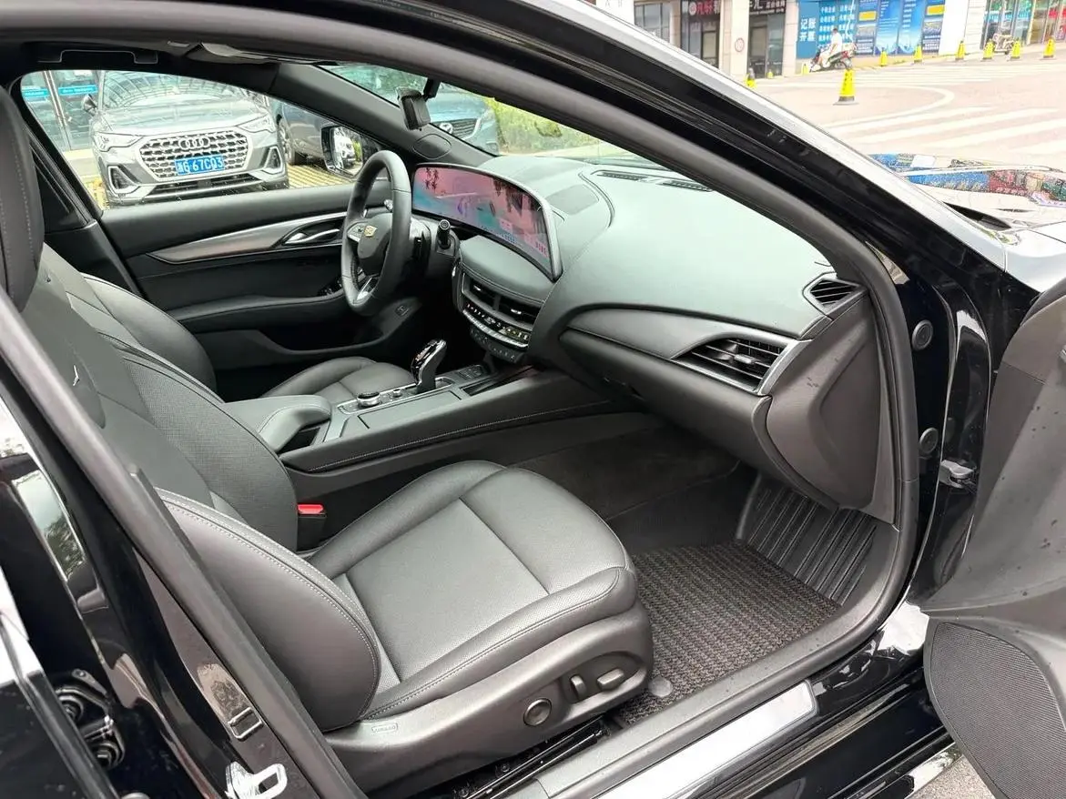Cadillac CT5 2024 28T Luxury