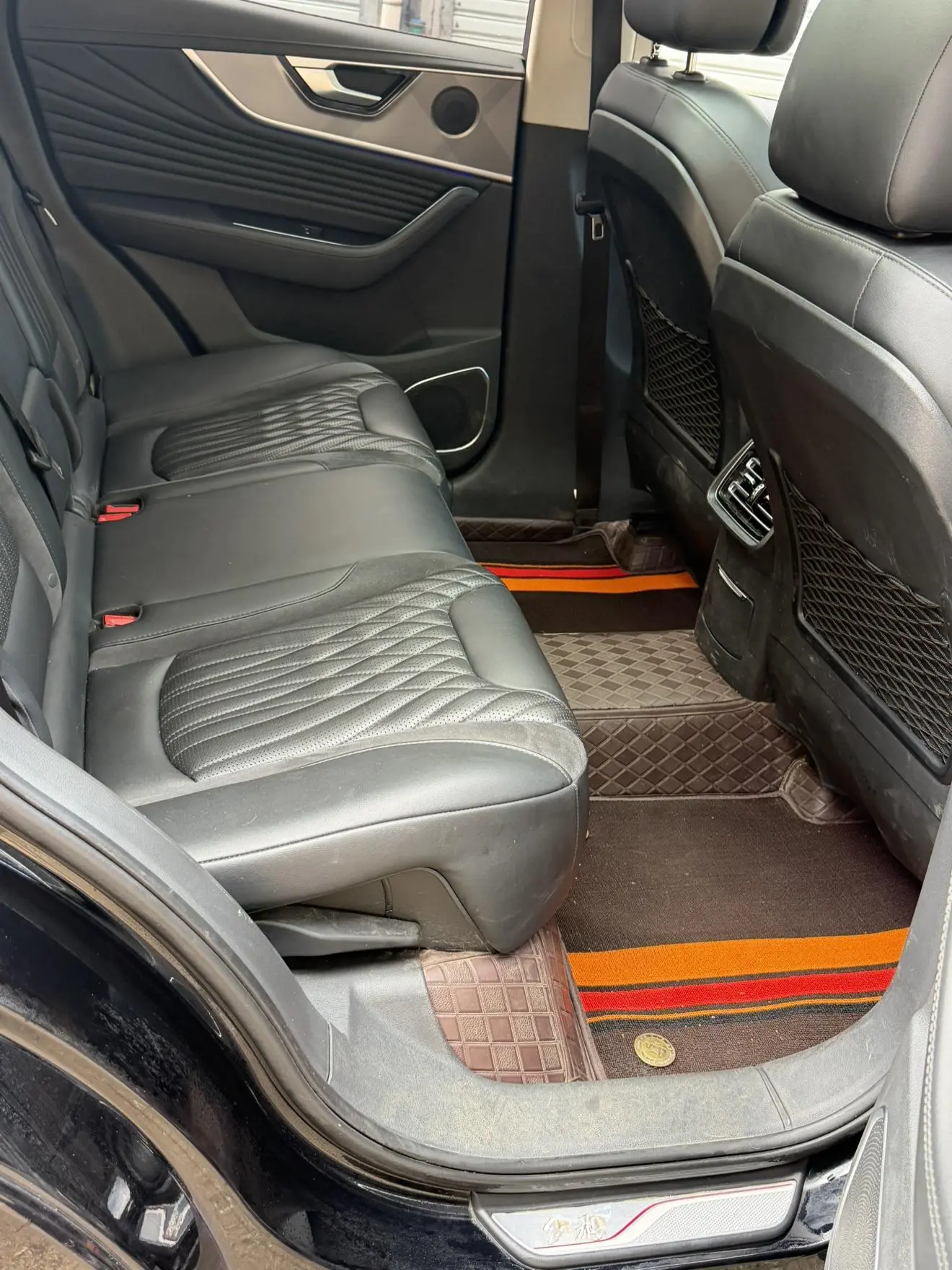 Hongqi HS5 2023 2.0T Pro
