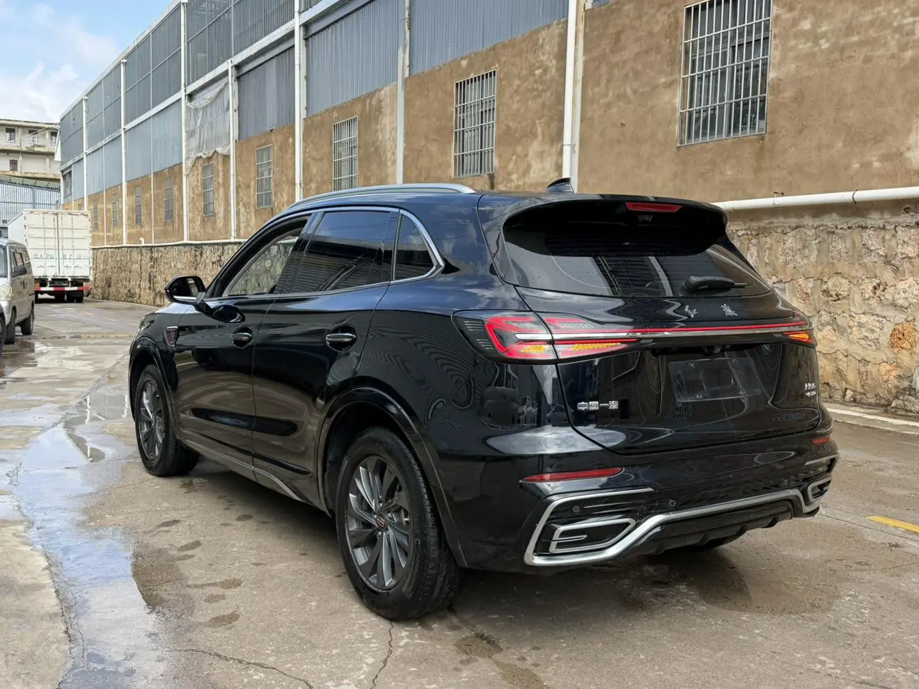 Hongqi HS5 2023 2.0T Pro