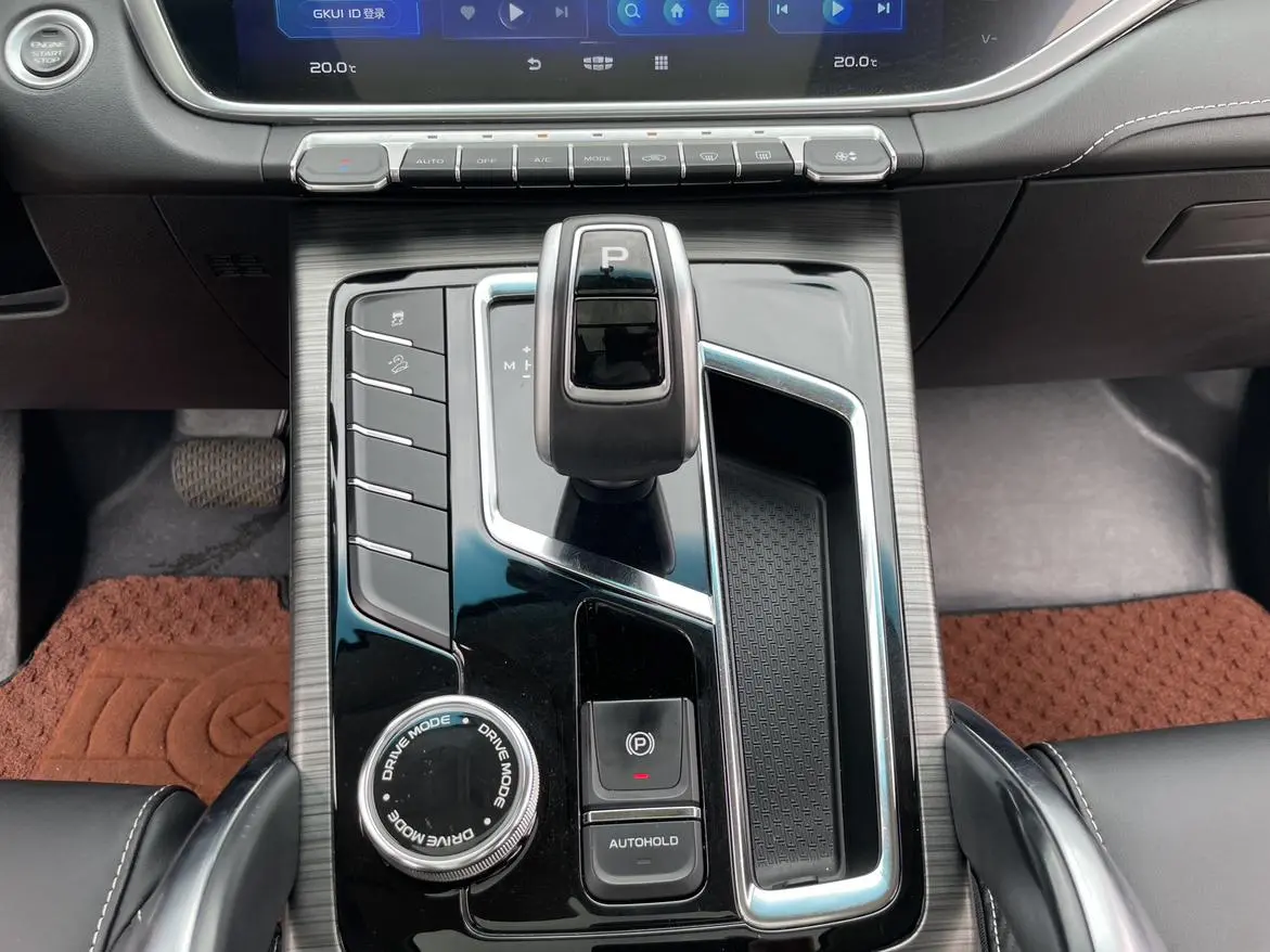Geely Boyue 2020 1.8TD DCT Smart Connected PRO