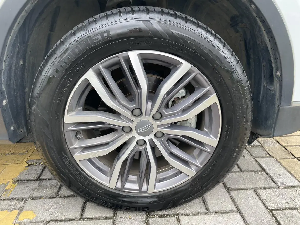 Geely Boyue 2020 1.8TD DCT Smart Connected PRO