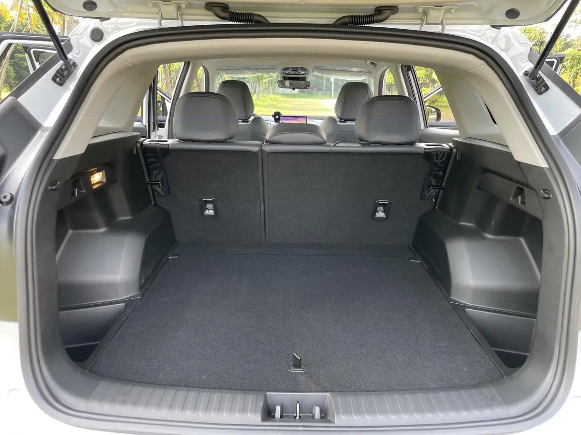Geely Boyue L 2024 1.5TD DCT