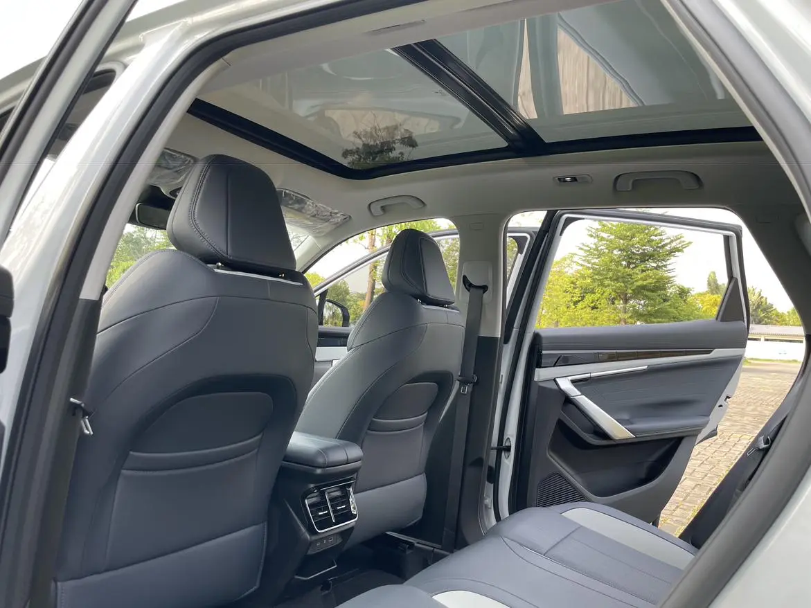Geely Boyue L 2024 1.5TD DCT