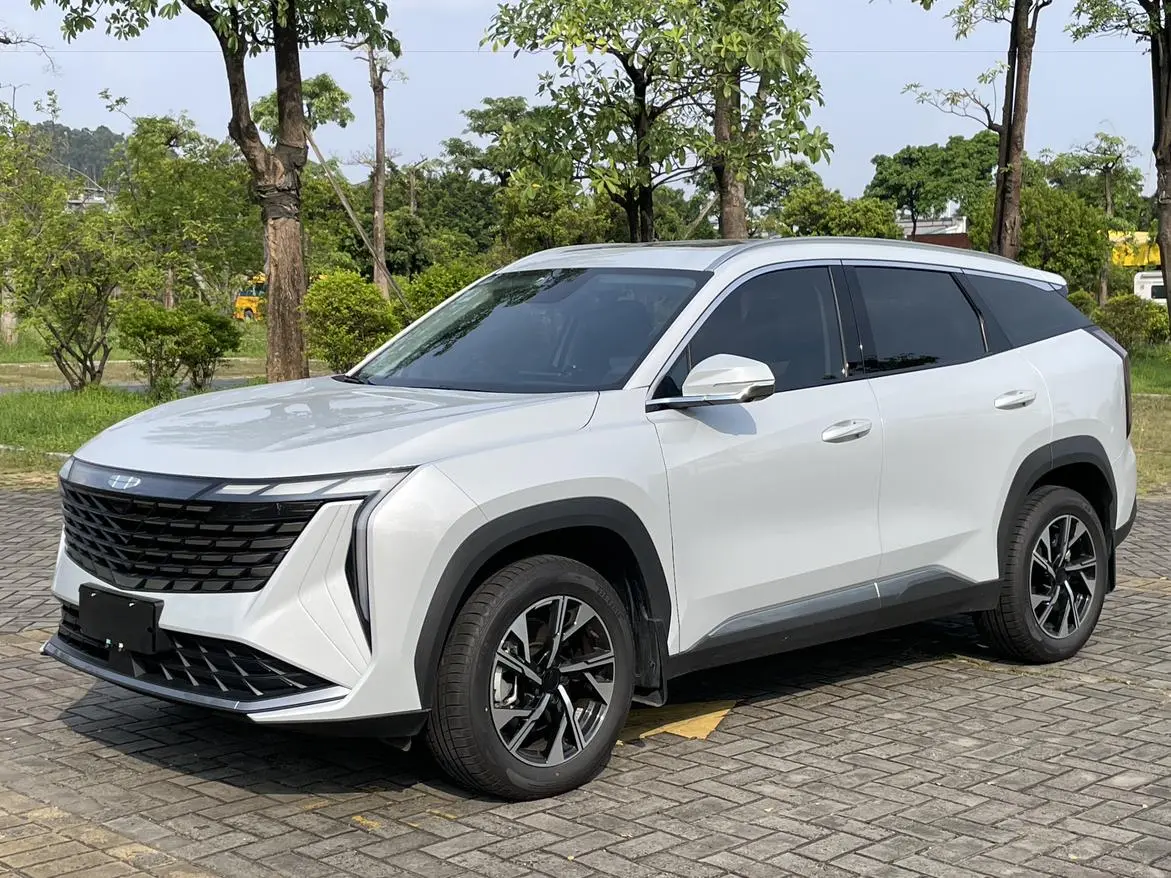 Geely Boyue L 2024 1.5TD DCT