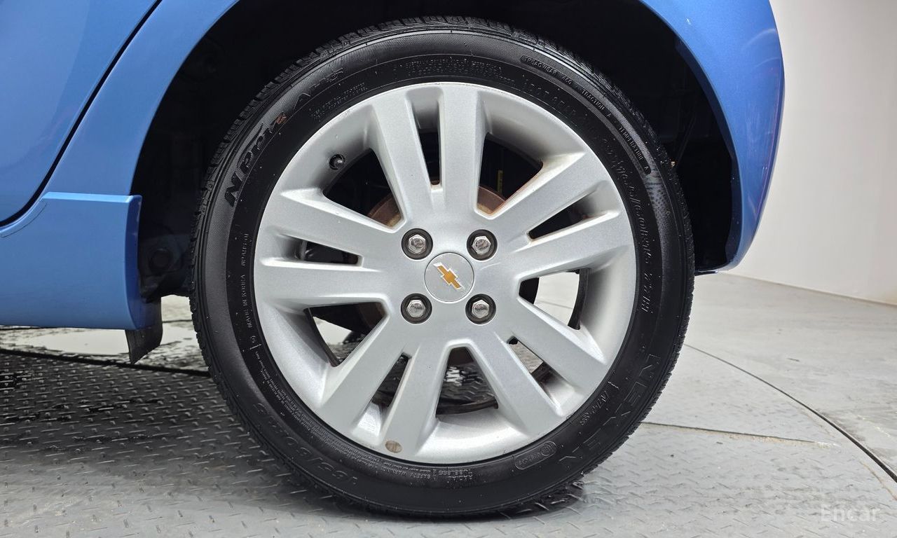 Chevrolet (GM Daewoo) Spark LT 2014