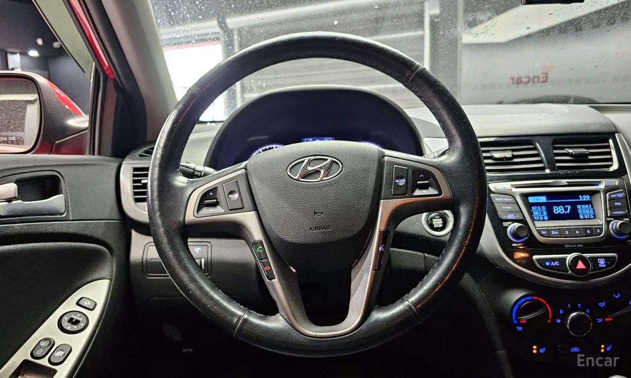 Hyundai Accent (New) 1.4 VVT Modern 2017