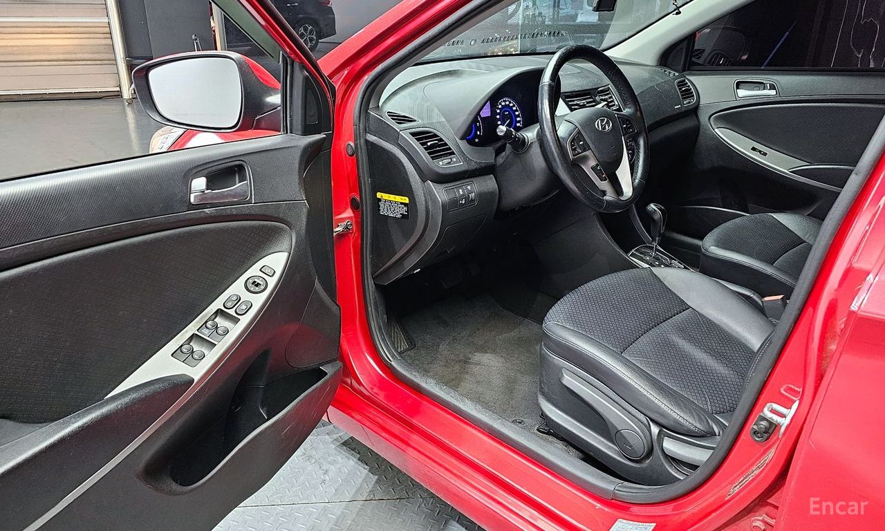 Hyundai Accent (New) 1.4 VVT Modern 2017