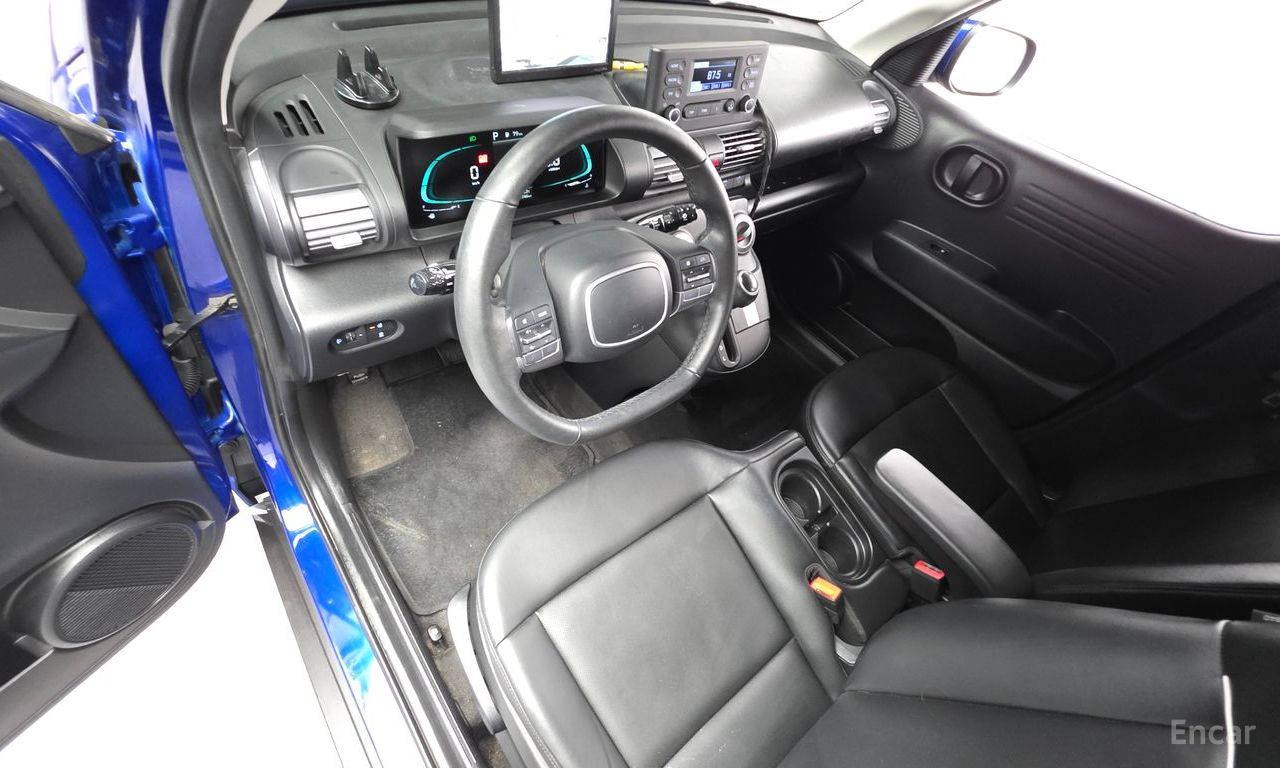 Hyundai Casper Van 2023