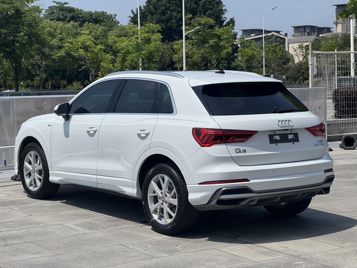 Audi Q3 2019 35 TFSI Progressive Dynamic