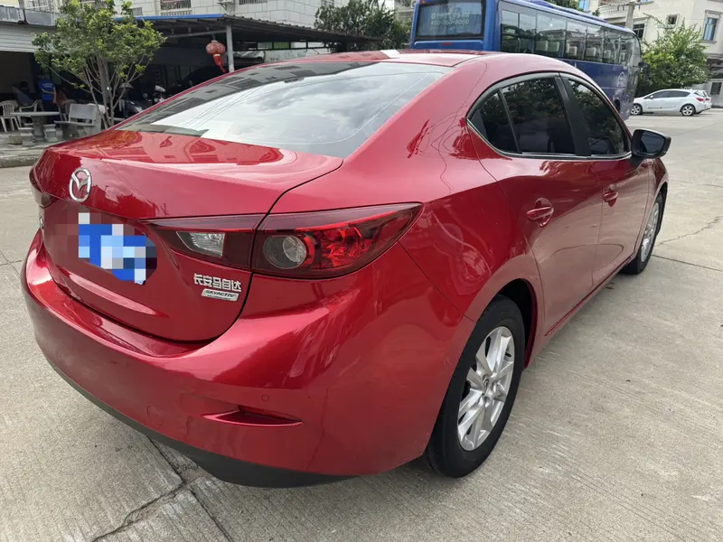 Mazda3 Angkesela 2017 Sedan 1.5L Automatic Comfort Type National VI