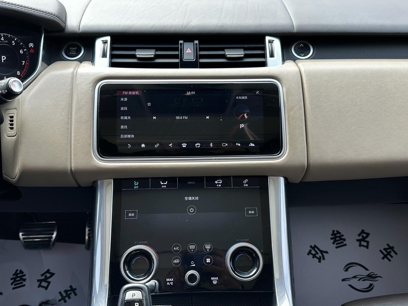 Land Rover Range Rover Sport 2018 3.0 V6 HSE DYNAMIC