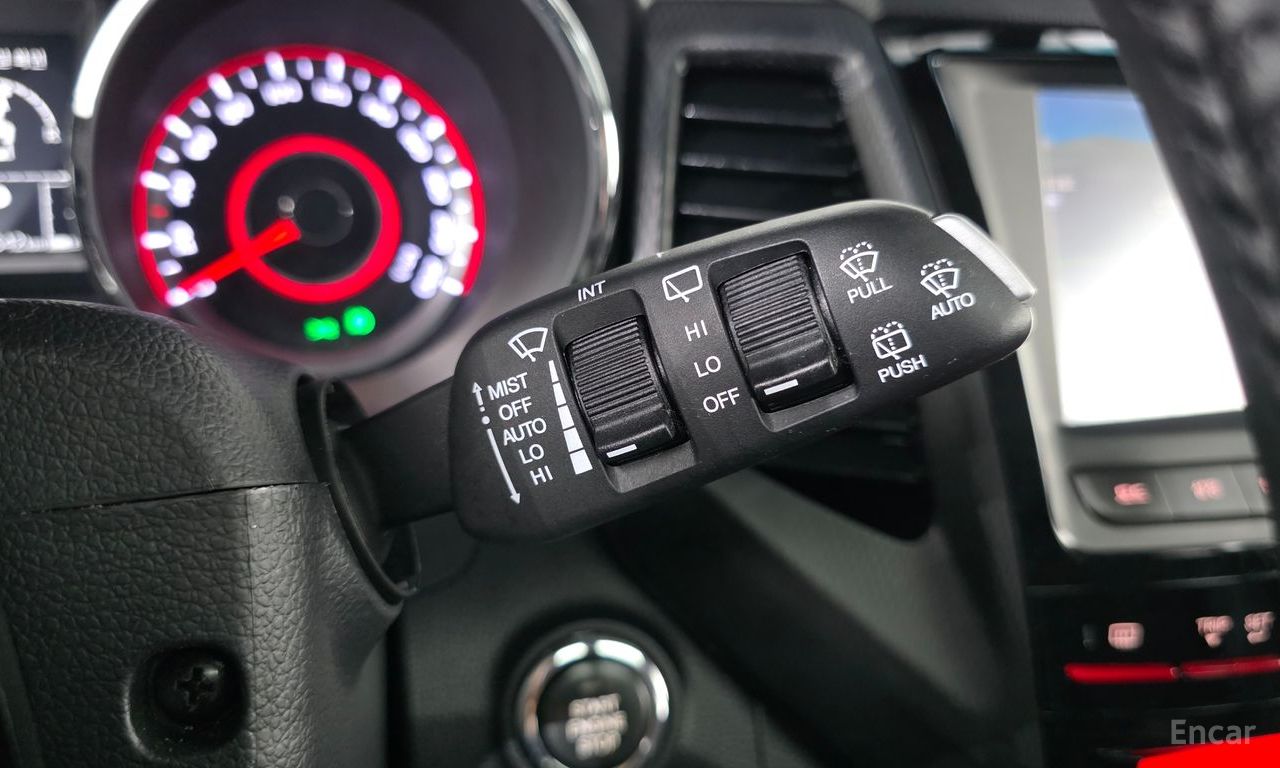 KG Mobility (Ssangyong) Tivoli Air Diesel RX 2WD 2016