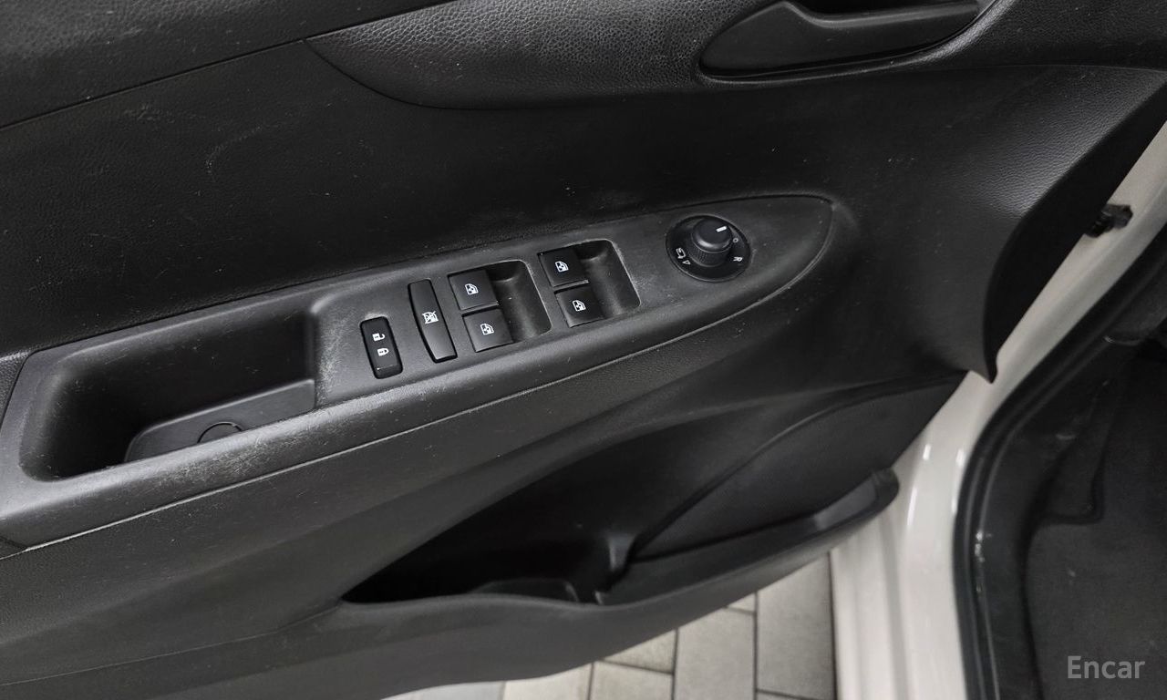 Chevrolet (GM Daewoo) The Next Spark LT 2018