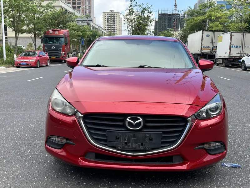 Mazda3 Angkesela 2017 Hatchback 1.5L Automatic Comfort Type National V