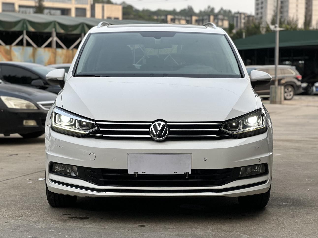 Volkswagen Touran L 2018 280TSI Auto 7 seat