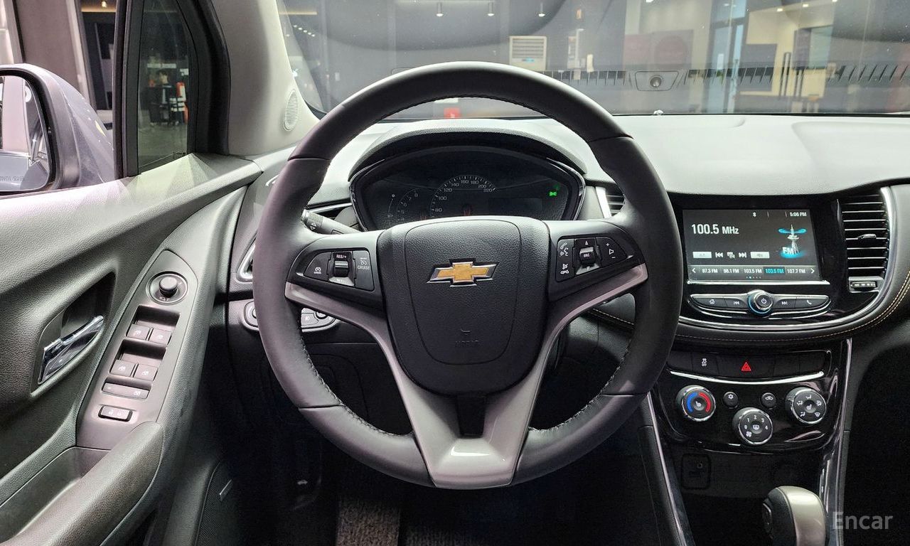 Chevrolet (GM Daewoo) The New Trax 1.4 Premier 2018