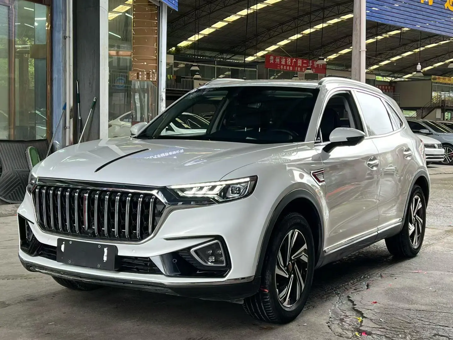 Hongqi HS5 2022 2.0T Smart Connected Flagship Joy
