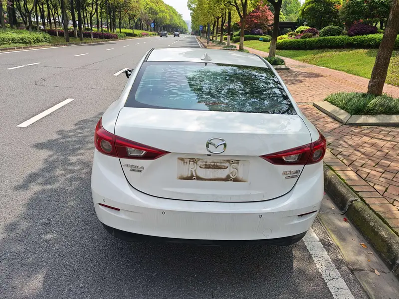 Mazda3 Angkesela 2017 sedan 1.5L automatic luxury model National V