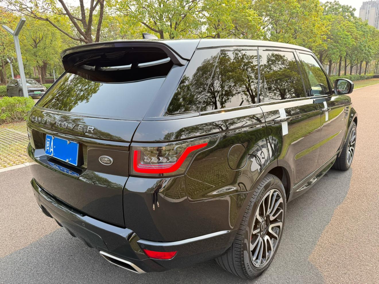 Land Rover Range Rover Sport 2018 3.0 V6 HSE DYNAMIC