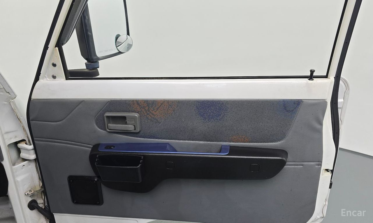 Chevrolet (GM Daewoo) New Damas 2-seater panel van 2018