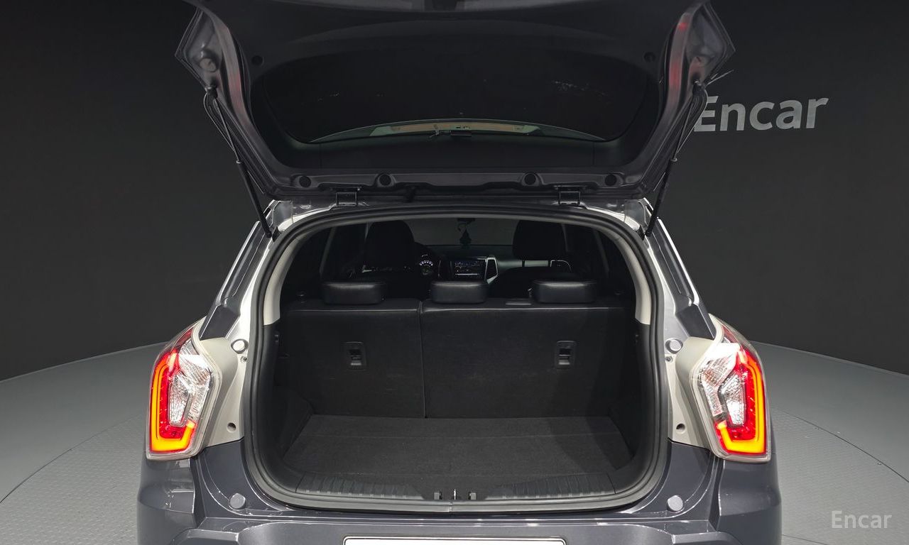 KG Mobility (Ssangyong) Tivoli LX 2WD 2016