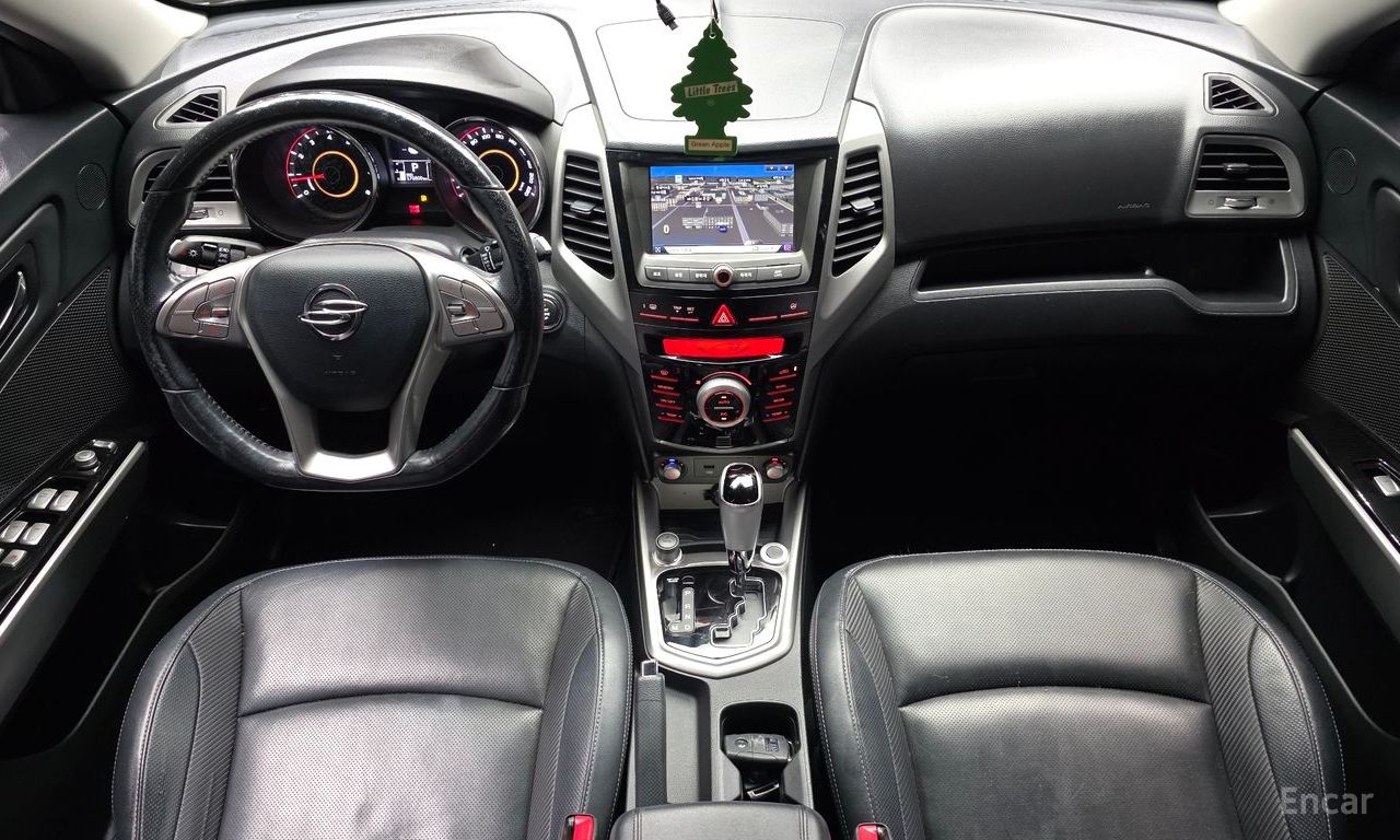 KG Mobility (Ssangyong) Tivoli LX 2WD 2016