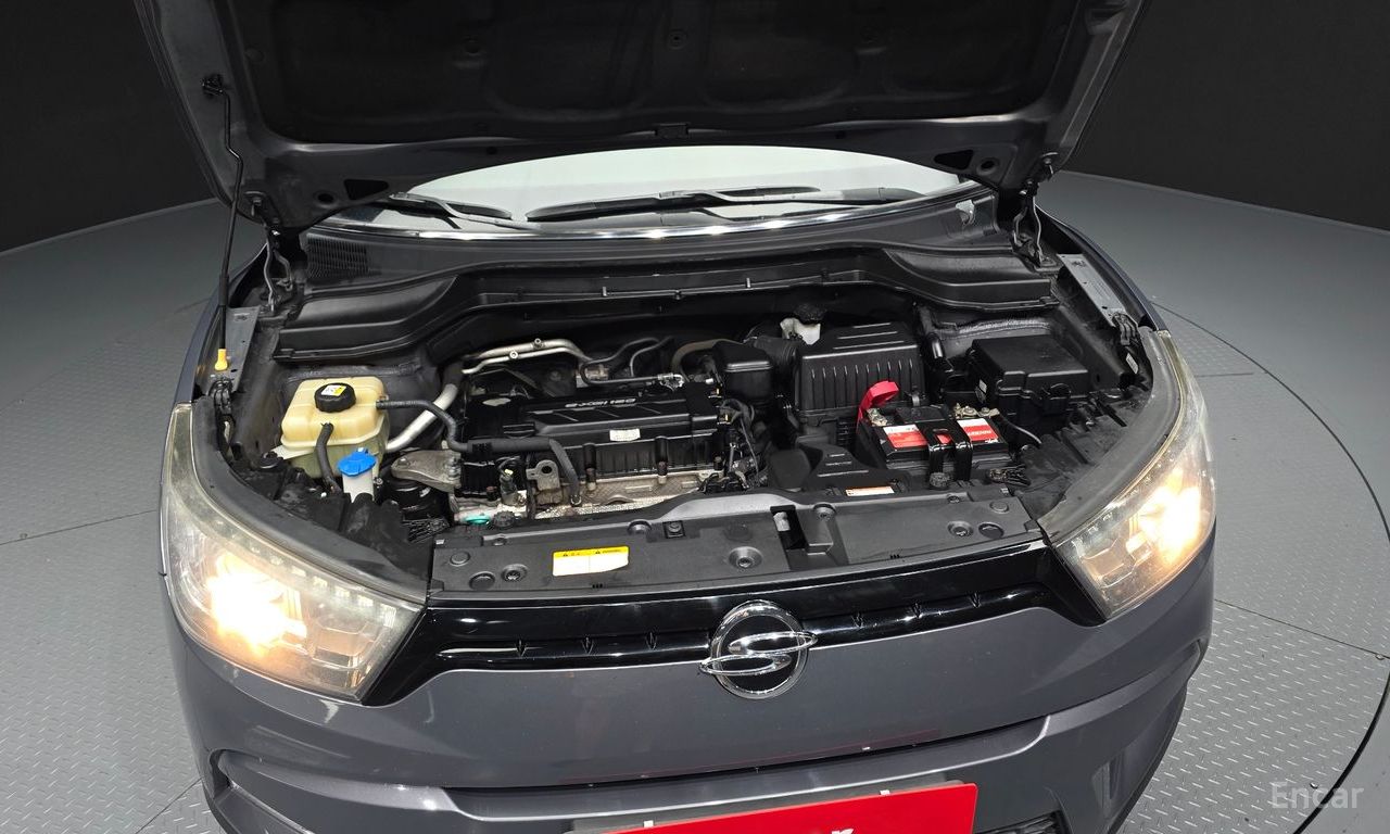 KG Mobility (Ssangyong) Tivoli LX 2WD 2016