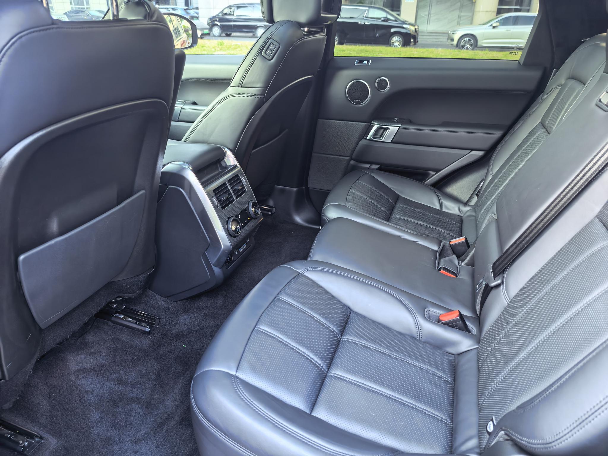 Land Rover Range Rover Sport 2019 3.0 V6 HSE DYNAMIC