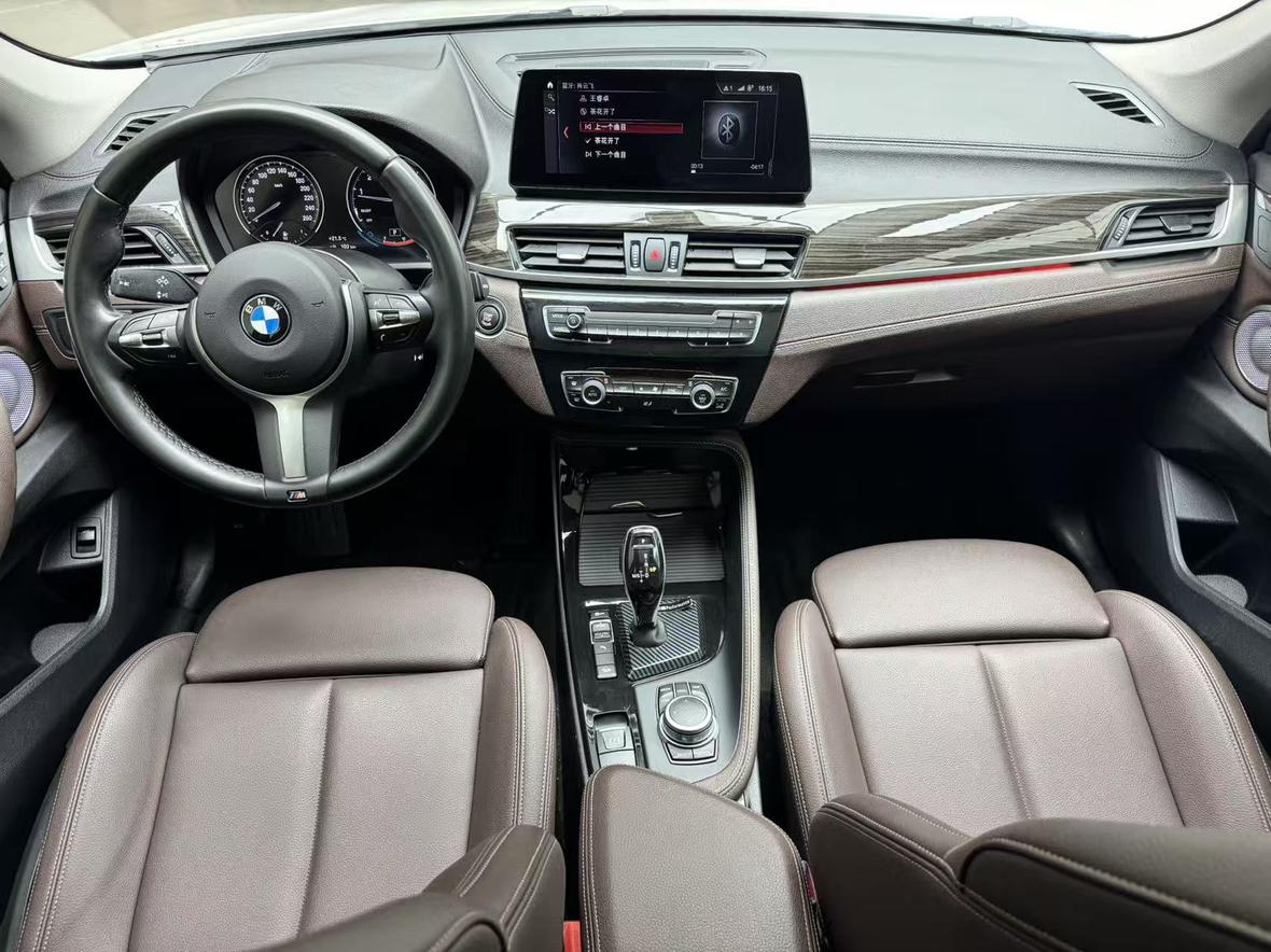 BMW X1 2021 xDrive25Li Premium Plus