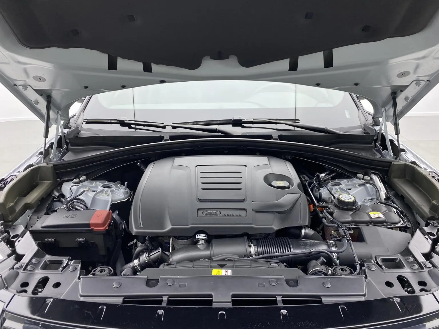 Land Rover Range Rover Star 2024 Dynamic SE