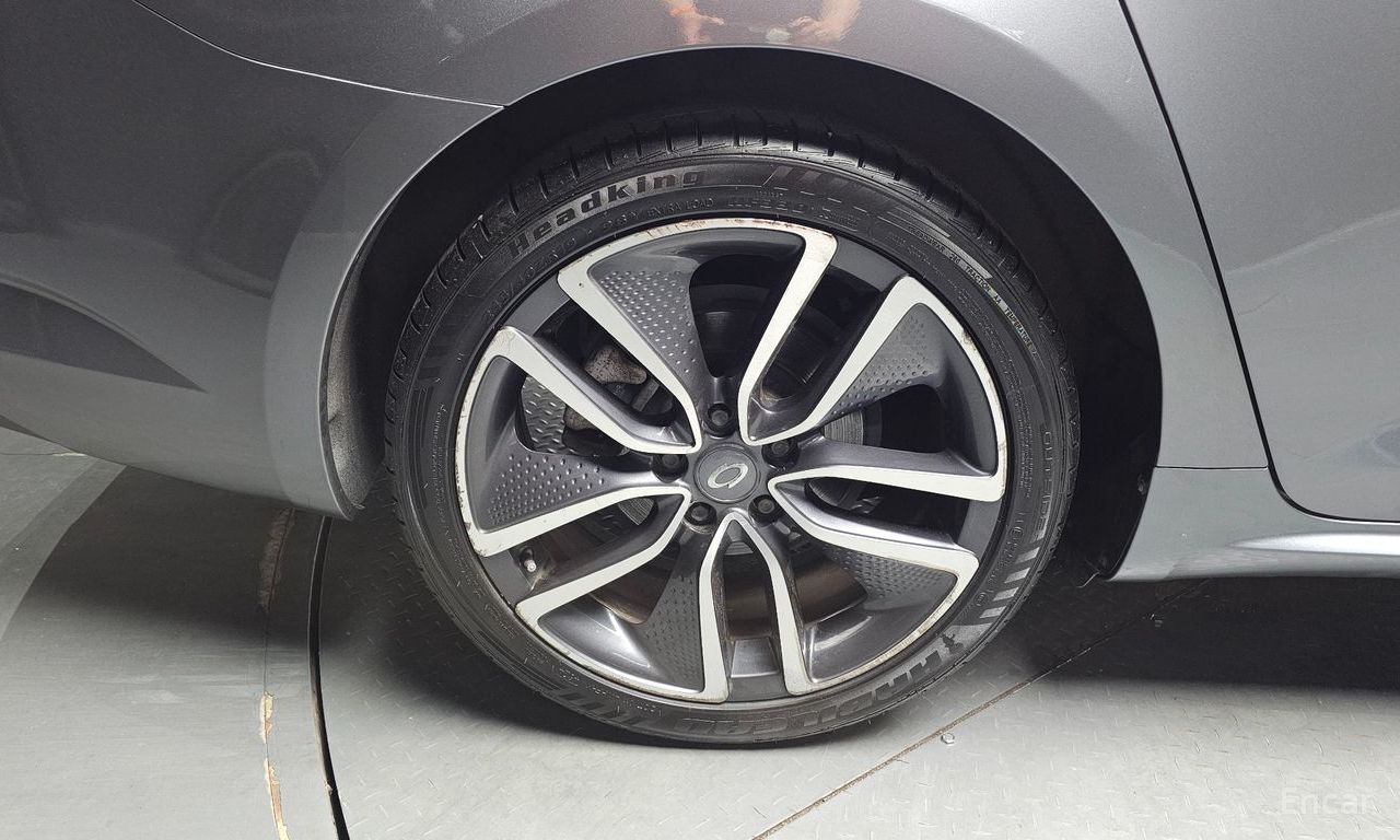 Renault Korea (Samsung) SM6 1.6 TCe RE 2017