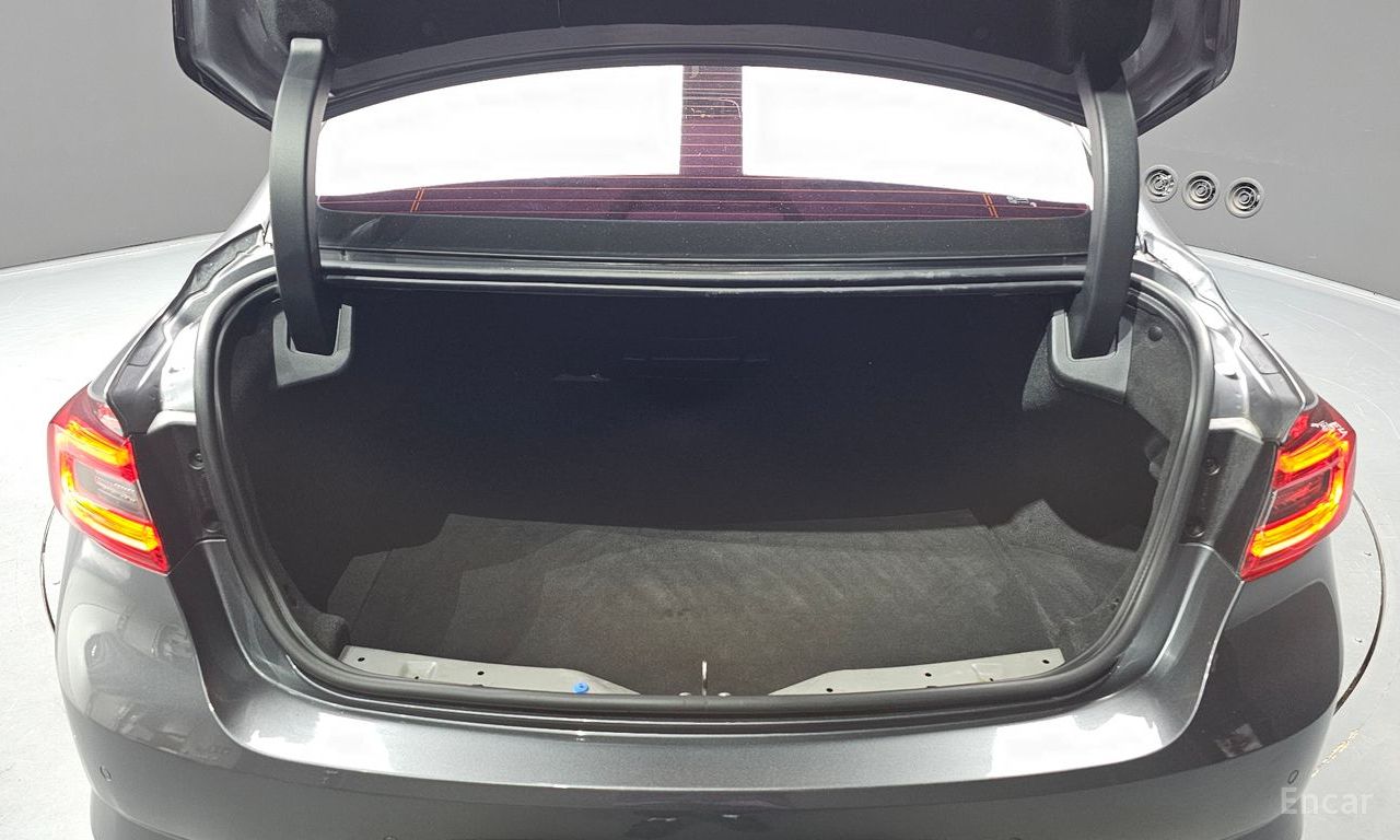 Renault Korea (Samsung) SM6 1.6 TCe RE 2017
