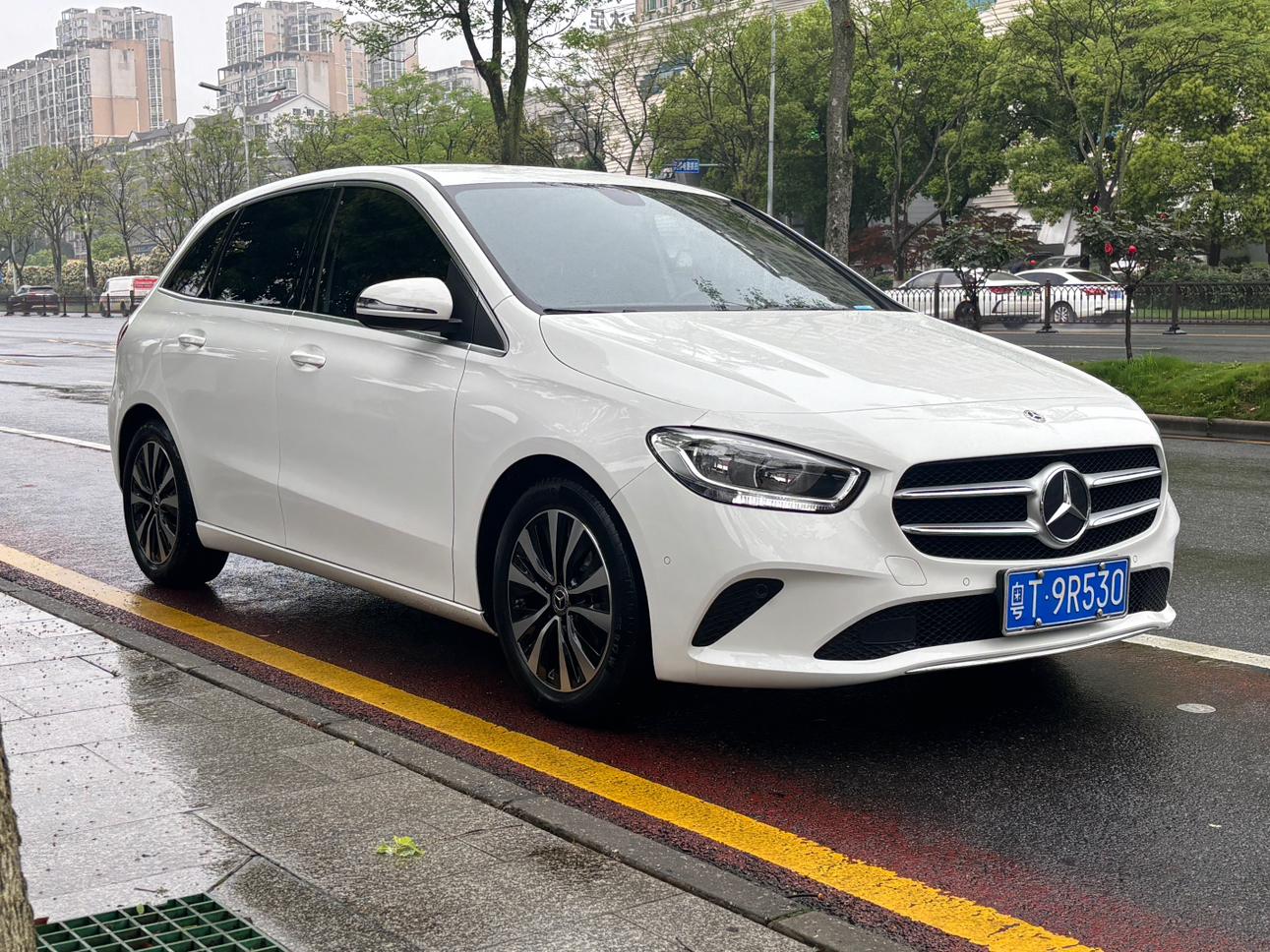 Mercedes-Benz B Class 2022 B 180 Fashion