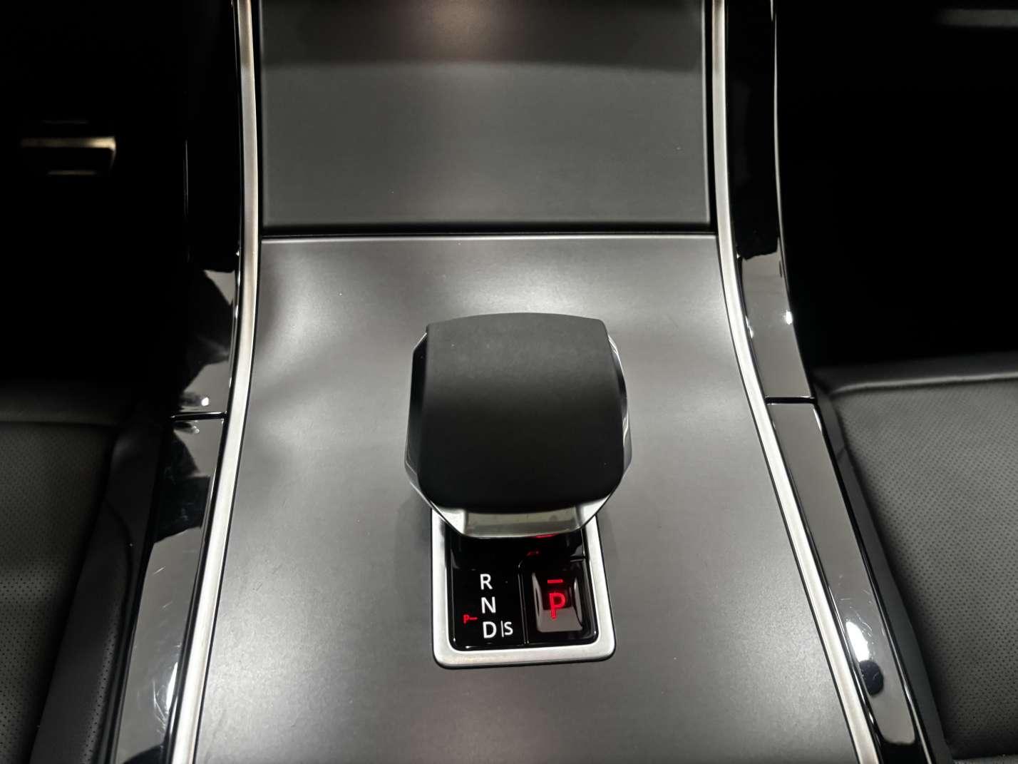 Land Rover Range Rover Star 2024 Dynamic SE