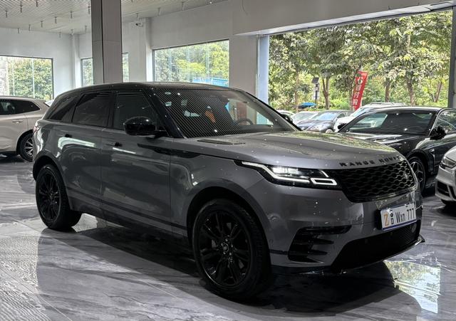Land Rover Range Rover Velar 2021 P250 Shine Black Collection