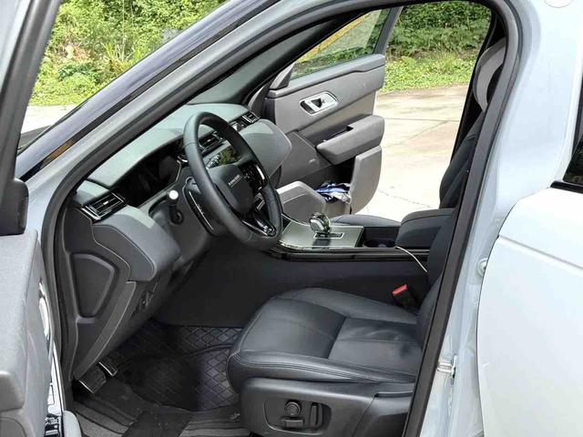 Land Rover Range Rover Velar 2024 Dynamic SE