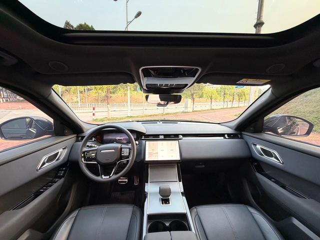 Land Rover Range Rover Velar 2024 Dynamic SE