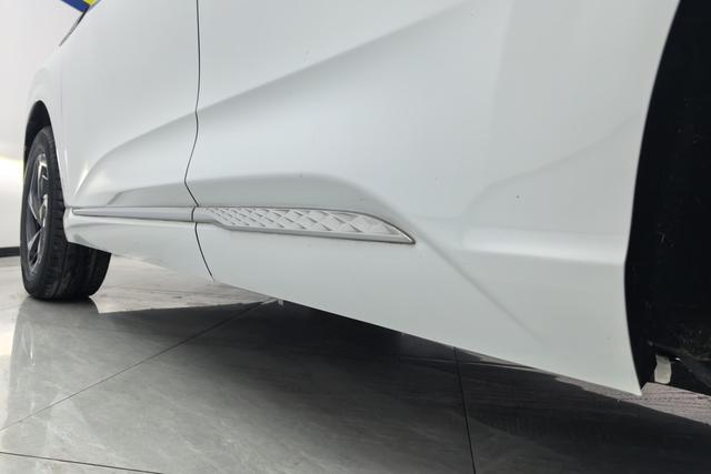 Hongqi HS3 2023 1.5T Good Deeds