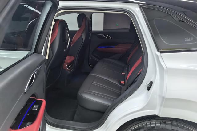 Hongqi HS3 2023 1.5T Good Deeds