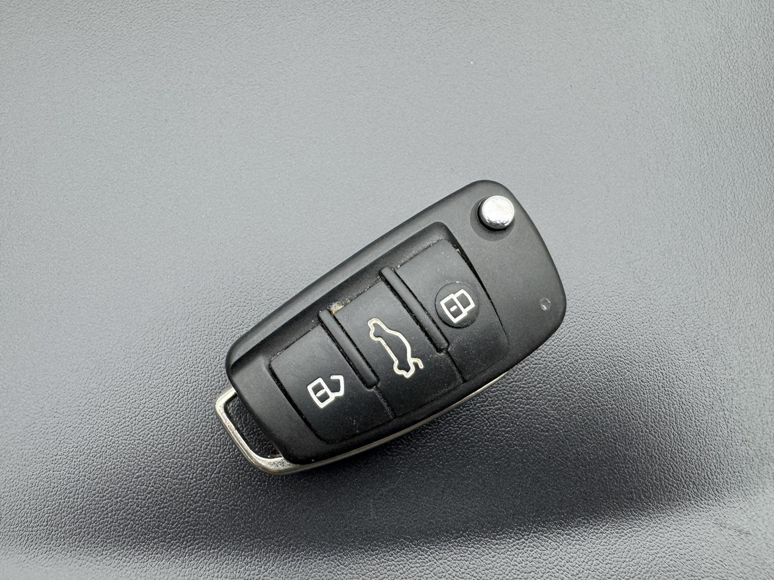 Refine Refine M4 2019 Series 2.0L Manual Business China V