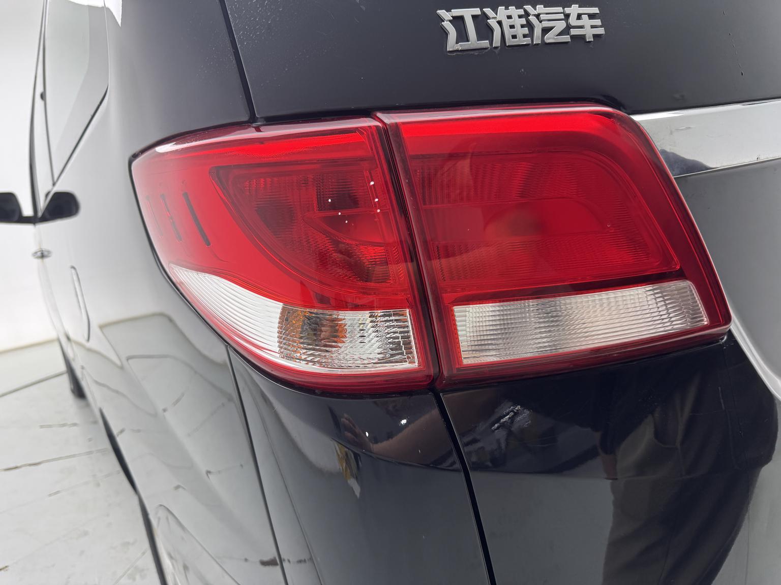 Refine Refine M4 2019 Series 2.0L Manual Business China V