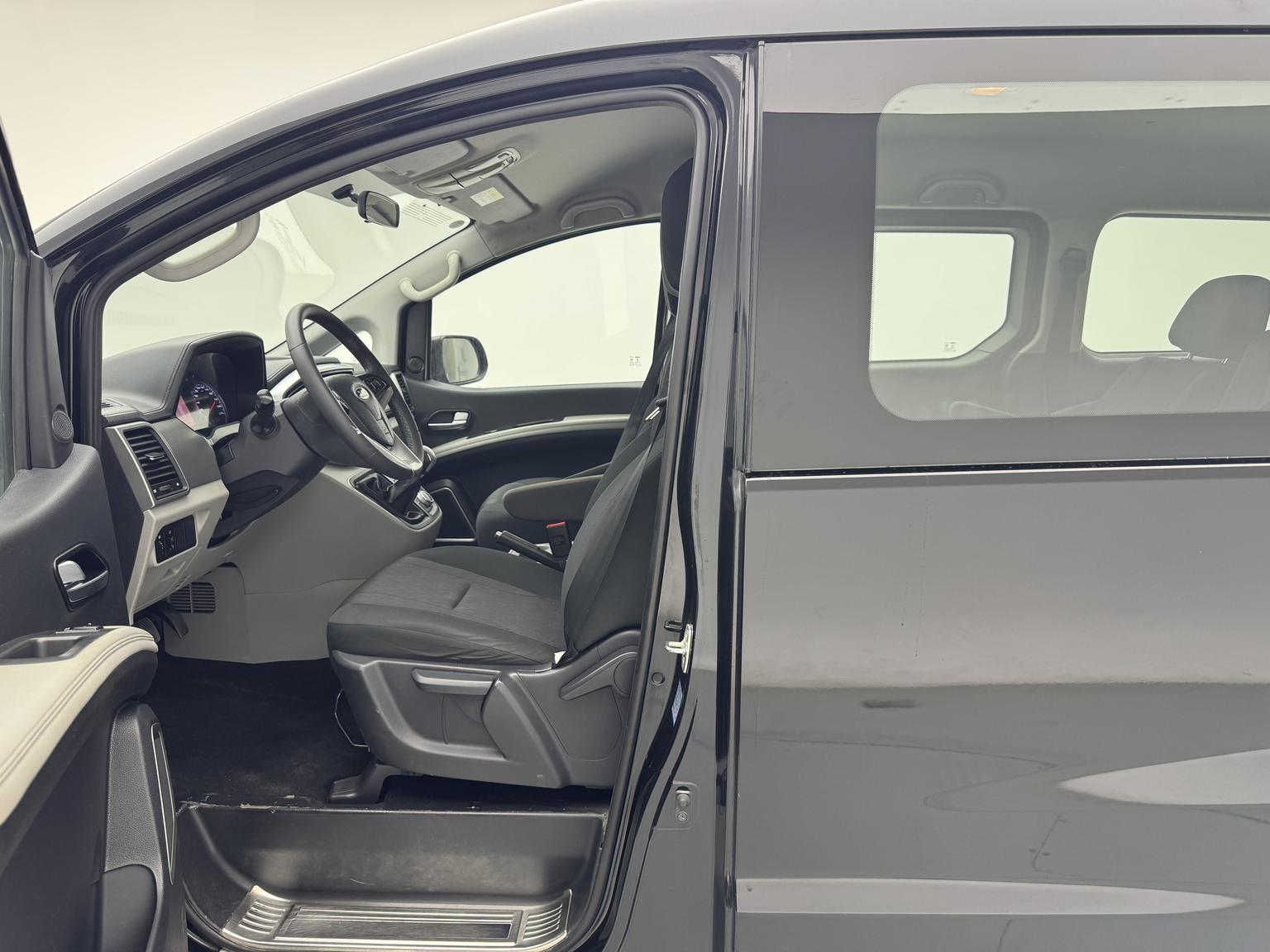 Refine Refine M4 2019 Series 2.0L Manual Business China V