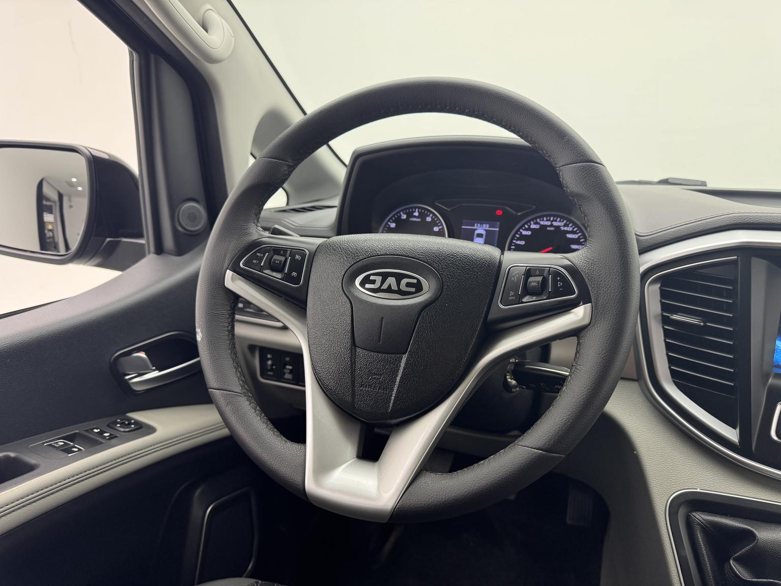 Refine Refine M4 2019 Series 2.0L Manual Business China V
