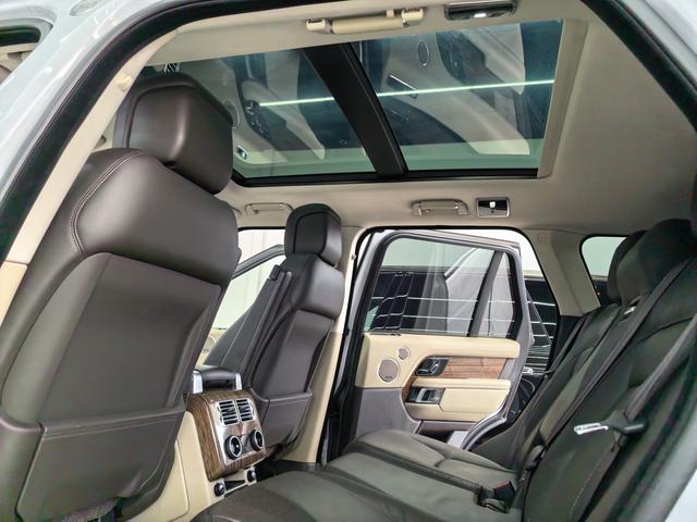 Land Rover Range Rover 2019 3.0 V6 SC handed down from generation to generation